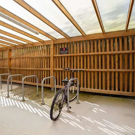 Apartamento For Students Only In The Heart Of *