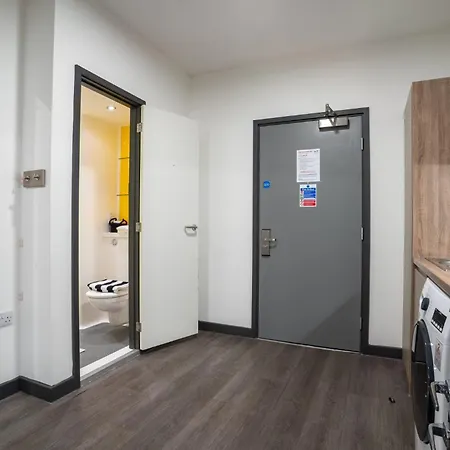 Apartament For Students Only - In The Heart Of