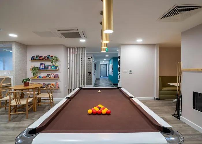 Apartamento For Students Only In The Heart Of *